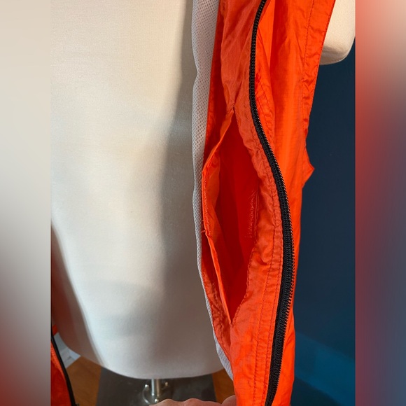 Vintage Gap Nylon Hooded Zip Up Vest  Y2K - Picture 8 of 12